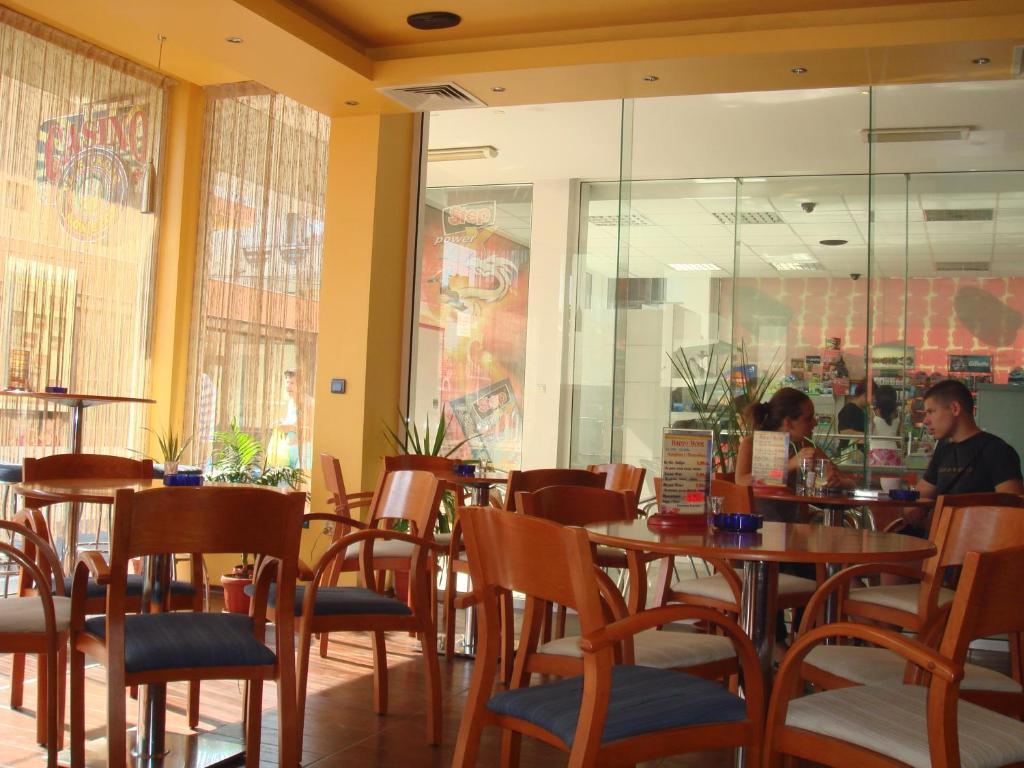 Bona Dea Club Hotel สวิติ วลัส ภายนอก รูปภาพ