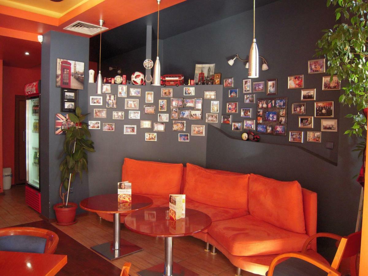 Bona Dea Club Hotel สวิติ วลัส ภายนอก รูปภาพ