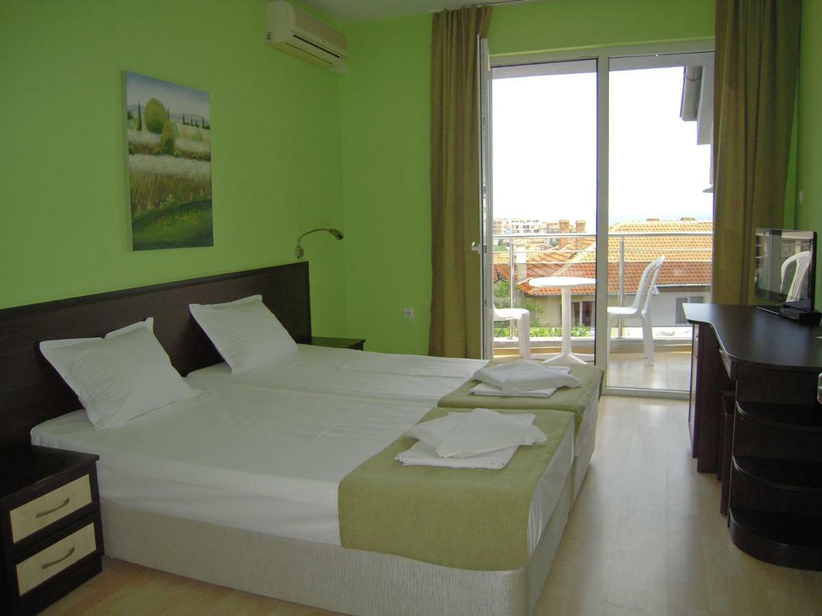 Bona Dea Club Hotel สวิติ วลัส ภายนอก รูปภาพ