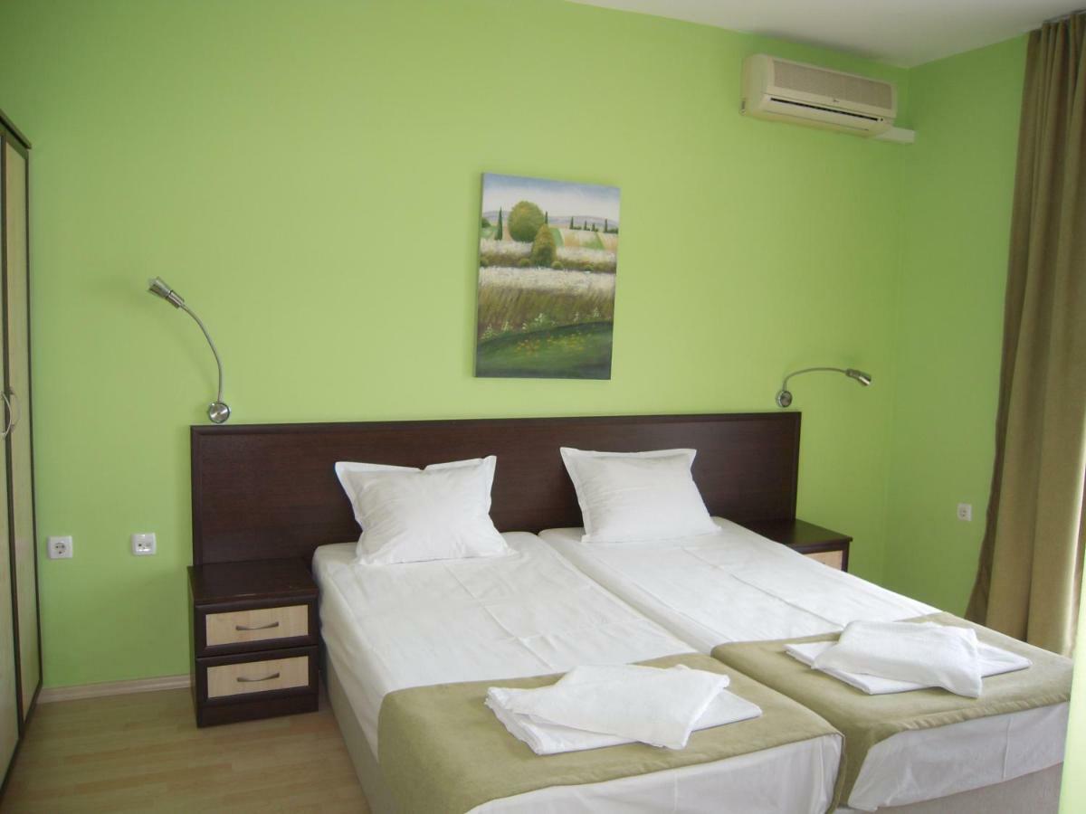 Bona Dea Club Hotel สวิติ วลัส ภายนอก รูปภาพ