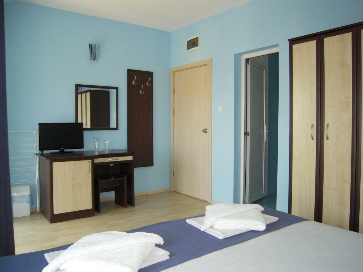 Bona Dea Club Hotel สวิติ วลัส ภายนอก รูปภาพ