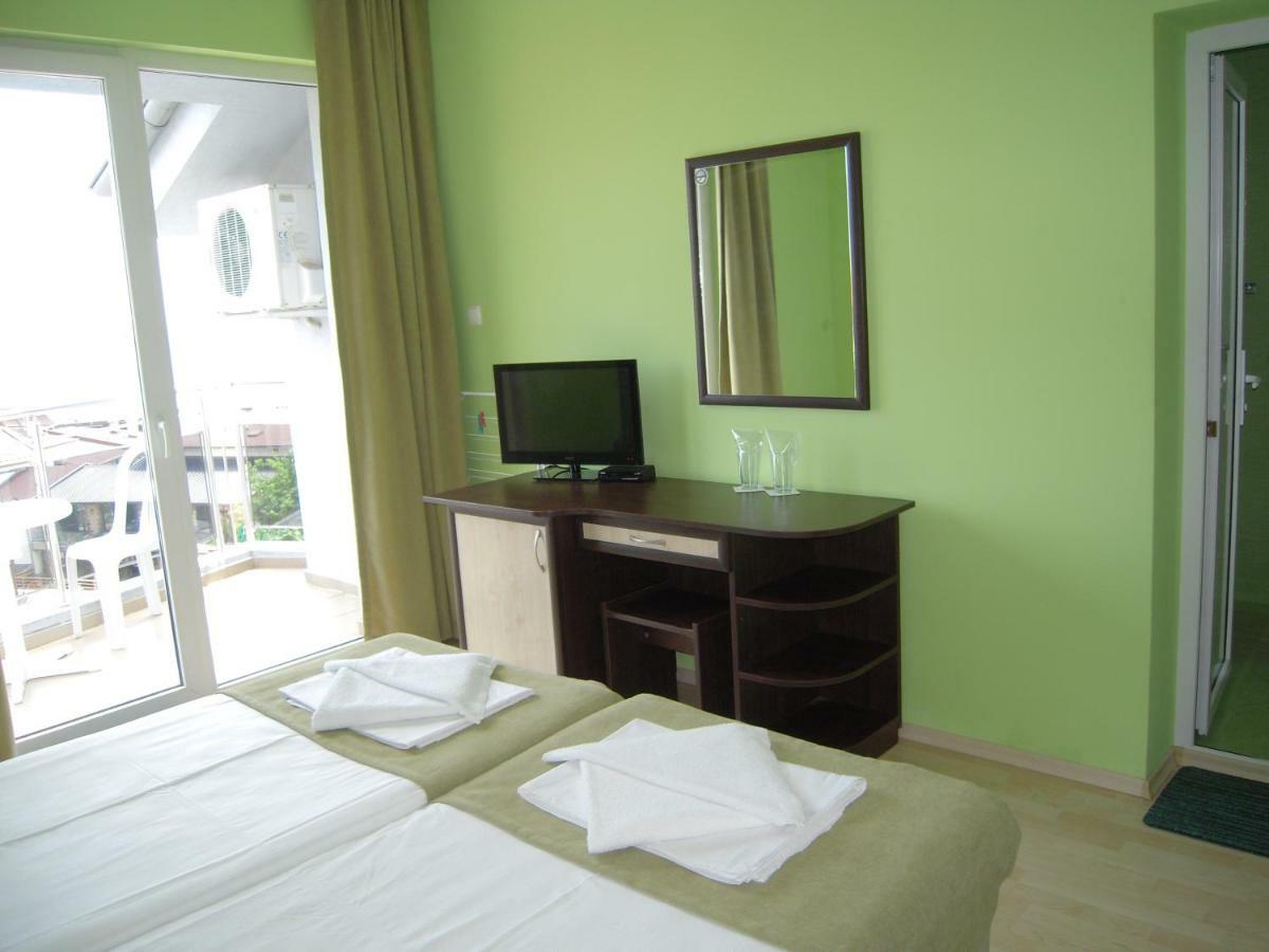 Bona Dea Club Hotel สวิติ วลัส ภายนอก รูปภาพ