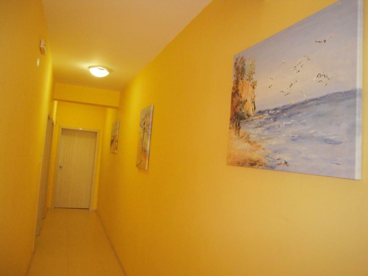 Bona Dea Club Hotel สวิติ วลัส ภายนอก รูปภาพ